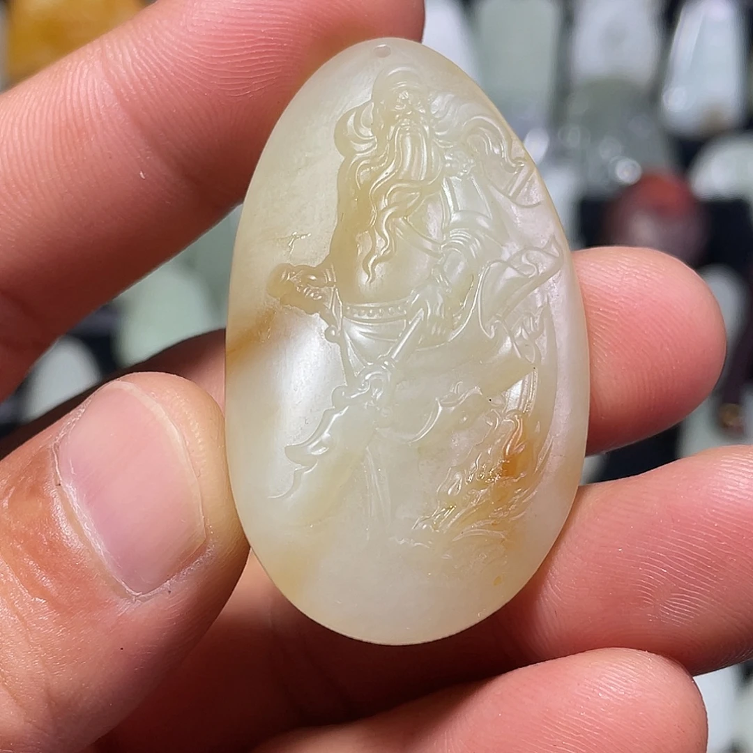 梁***༣和田玉未镶嵌颈饰吊坠