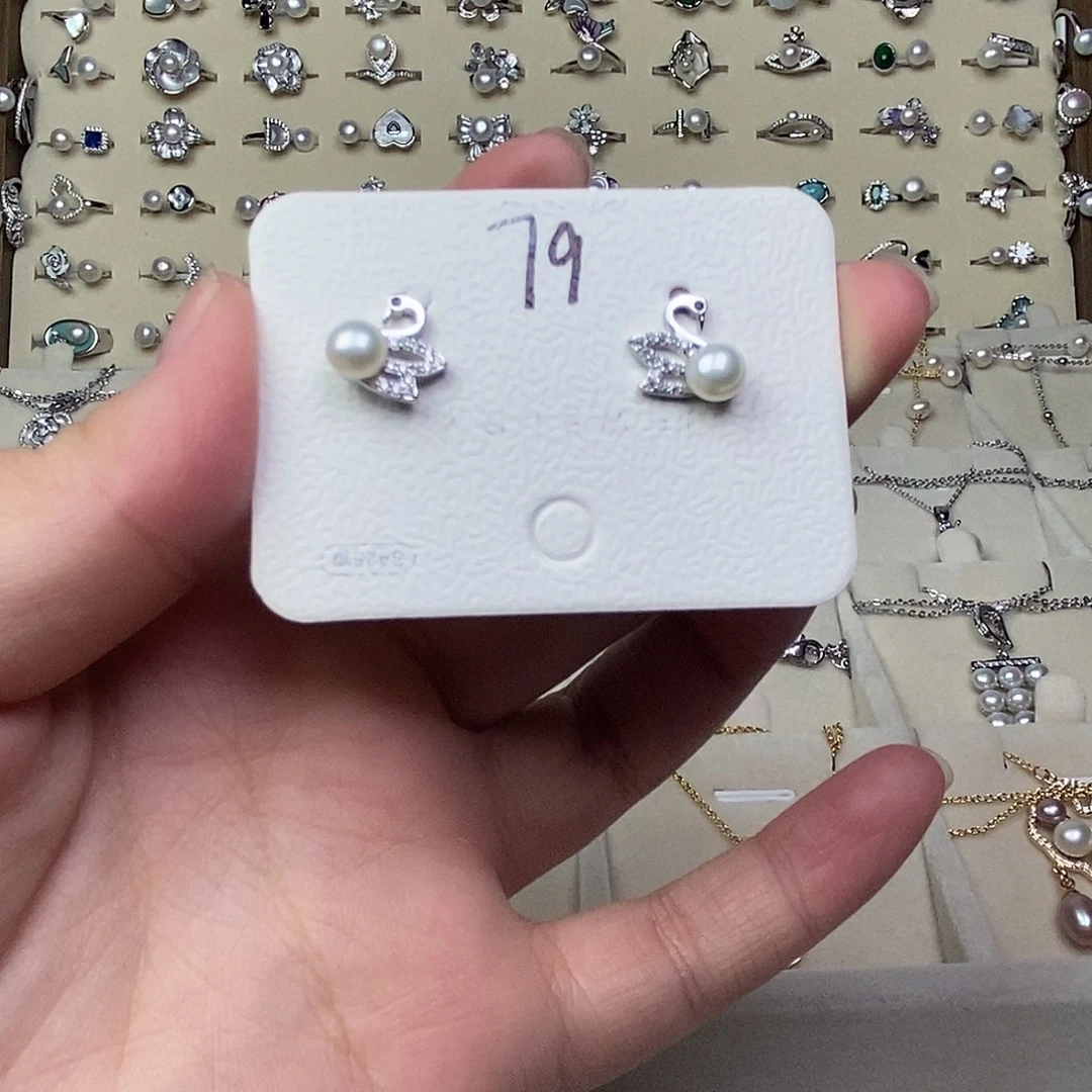 银S925镶嵌淡水珍珠耳饰