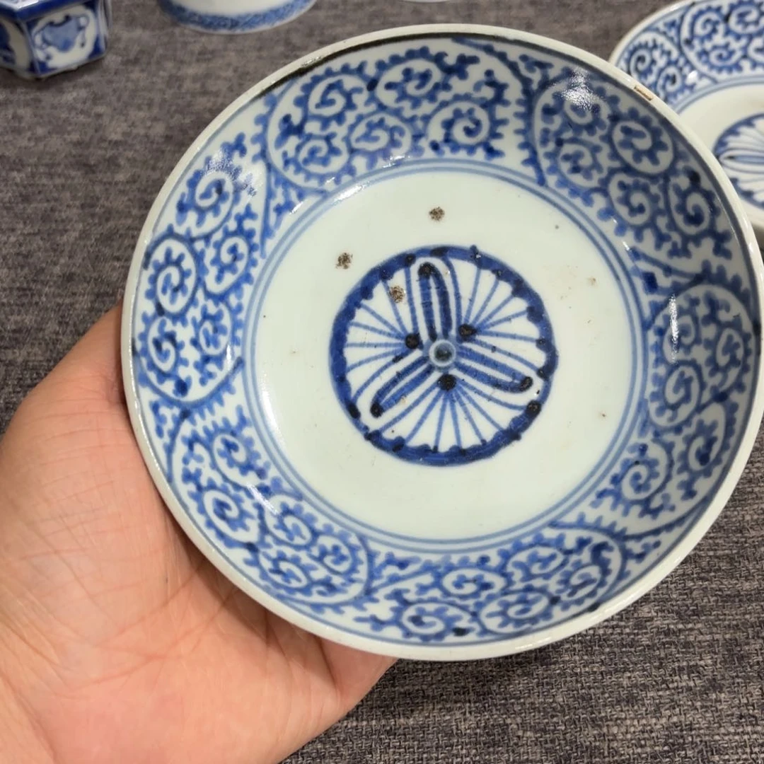 瓷片非常好看的花瓶