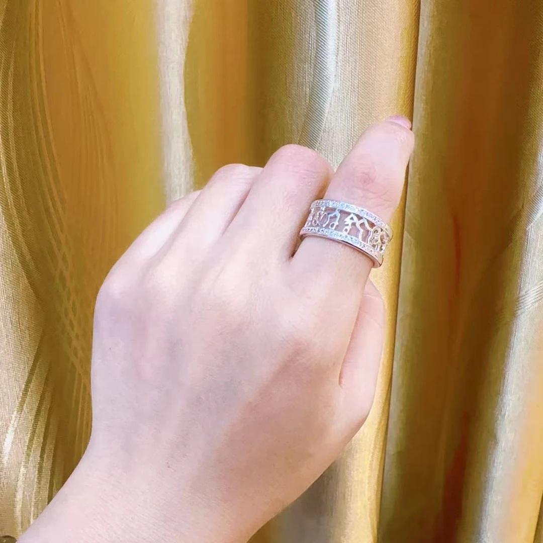 非金属皮质婚庆饰品   定制款芭蕉戒指吊 坠N