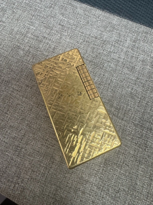 宽登手工锉刀纹打火机黄铜纯钛侧滑金色花纹高档手雕童子