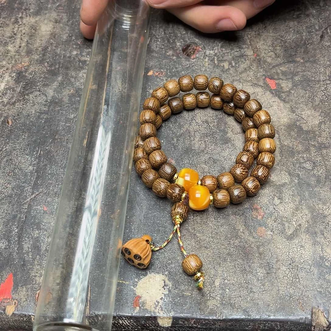 大叶紫檀（黑酸枝木类）