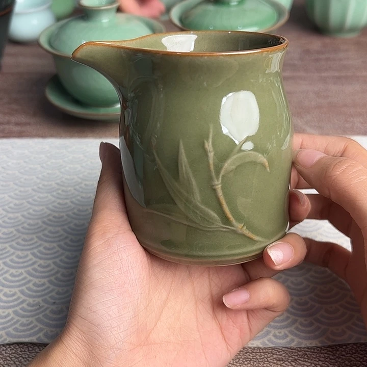 龙泉云间青瓷小米茶器