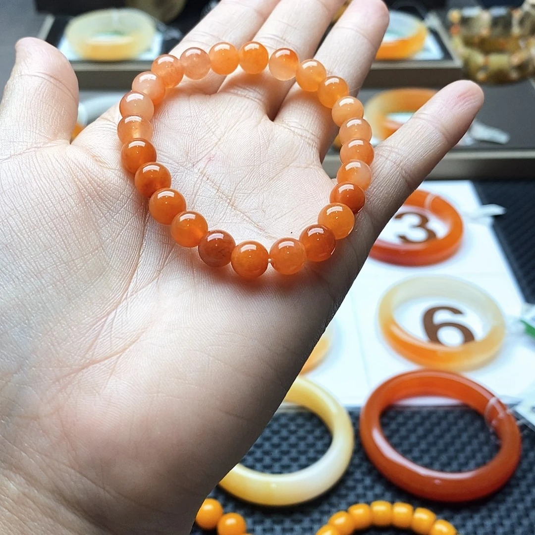 妍***宝石英质玉（黄龙玉）未镶嵌手镯