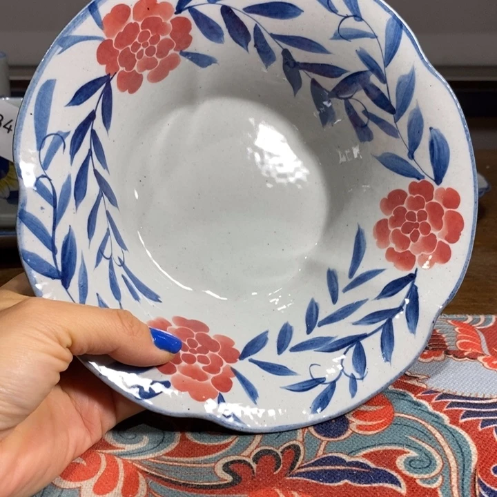 沐***人青花瓷景德镇手绘红牡丹卷草盘子