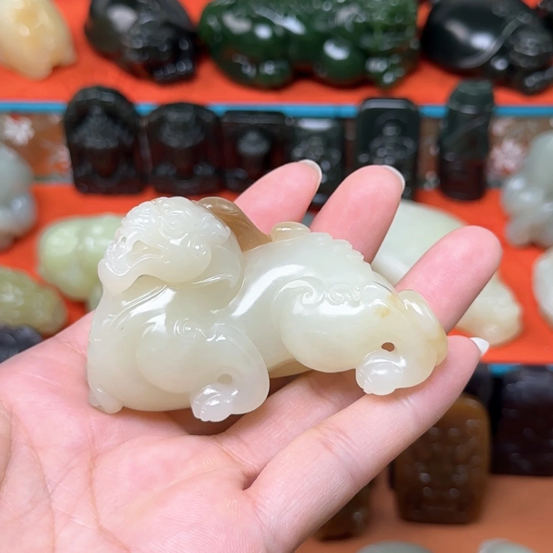 未镶嵌和田玉（糖玉）把件