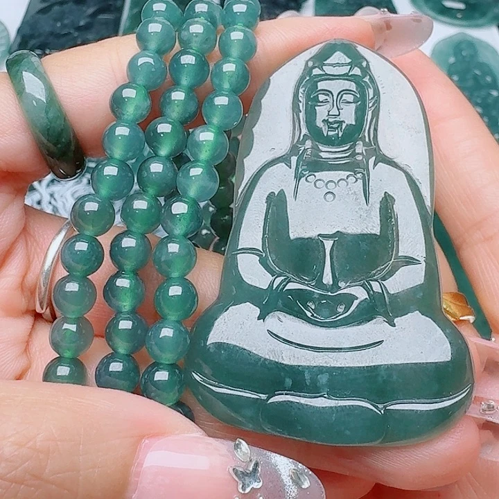 翡翠未镶嵌颈饰1111