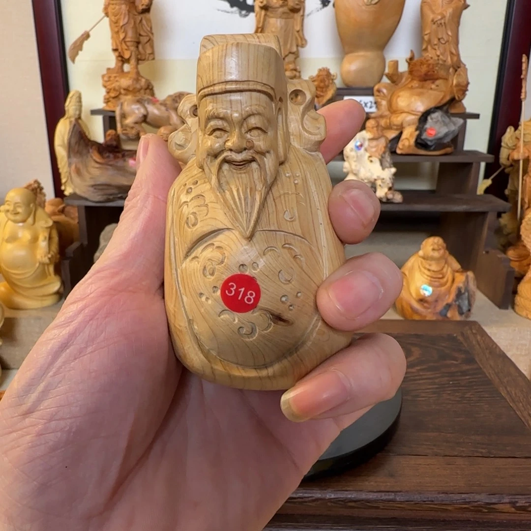 崖柏小木匠艺雕一物一拍