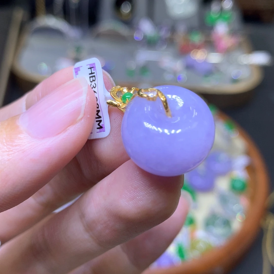 翡翠18K金镶嵌颈饰翡翠吊坠项链
