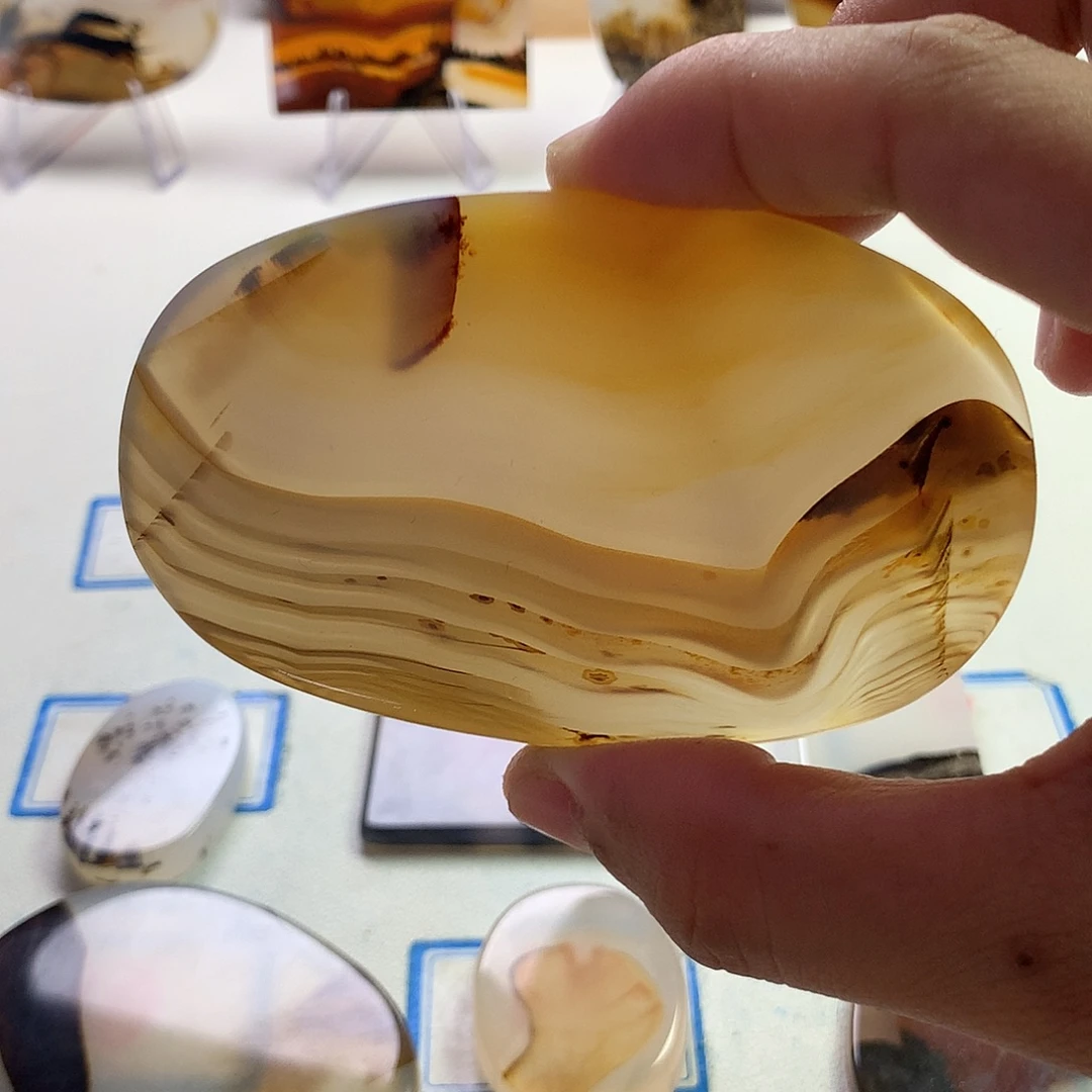 玛瑙/玉髓未镶嵌珠宝半成品
