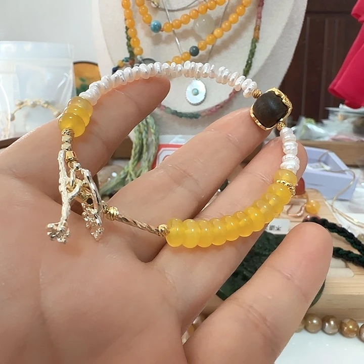 未镶嵌手绳淡水珍珠极光叠打设计款有纹理