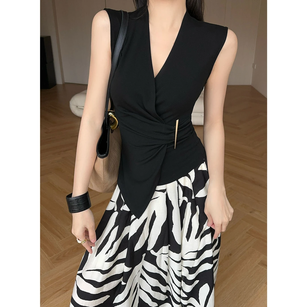 JIJINQI时尚显瘦气质设计感轻熟风不规则收腰背心上衣JD03SZXL661