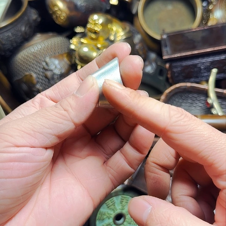 铜器摆件收收藏藏