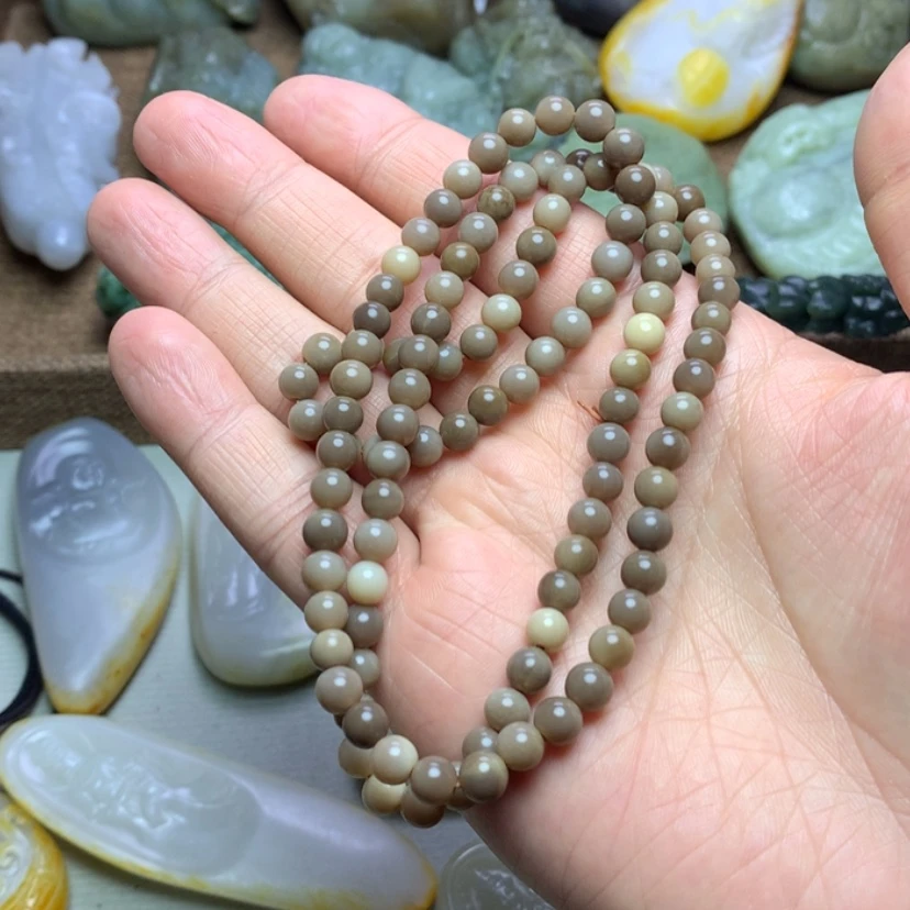 【闪购商品】颈饰未镶嵌和田玉