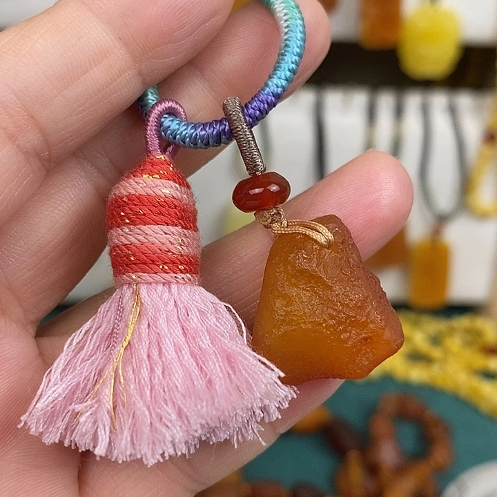 蜜蜡未镶嵌珠宝奇石钥匙扣