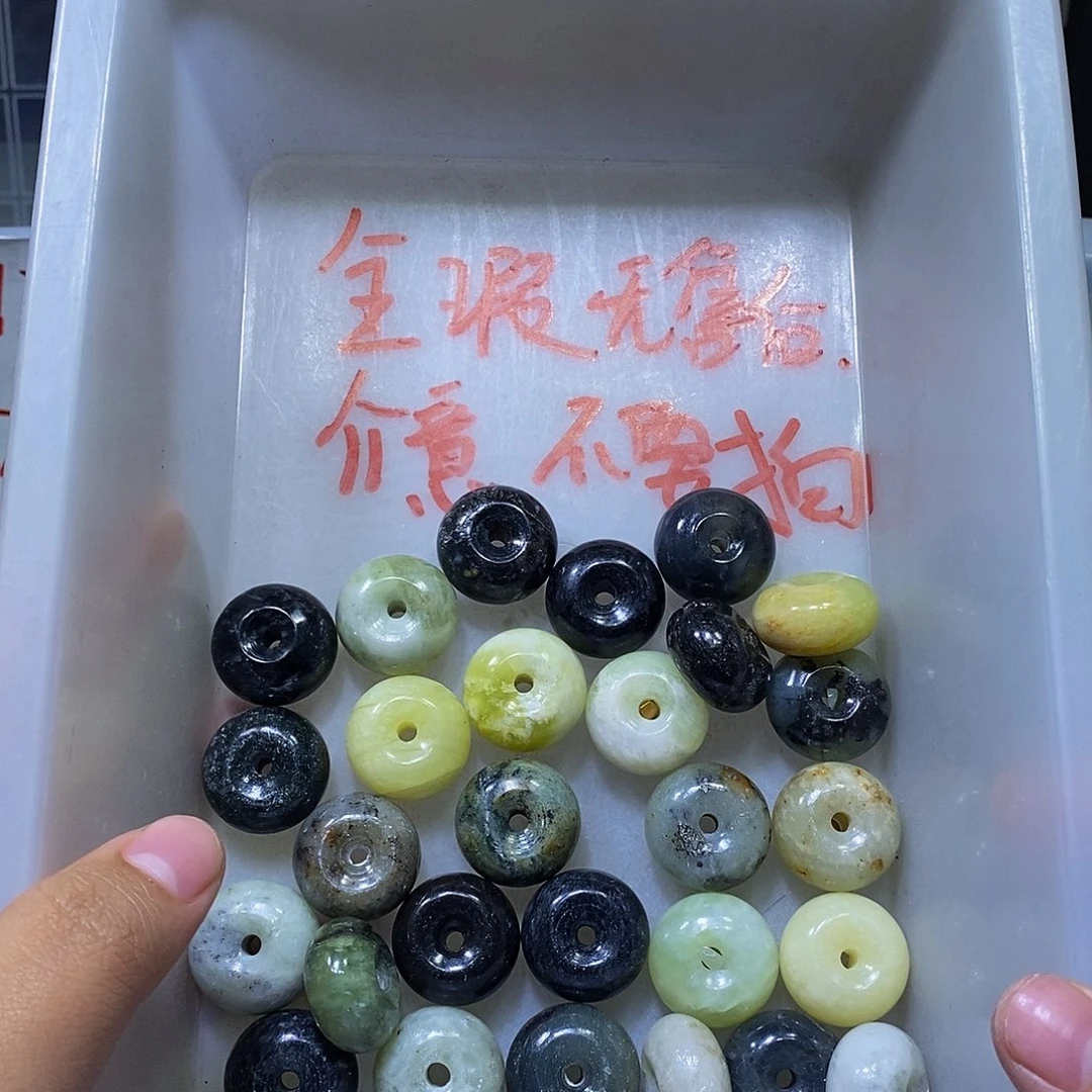 合金蛇纹石玉颈饰20