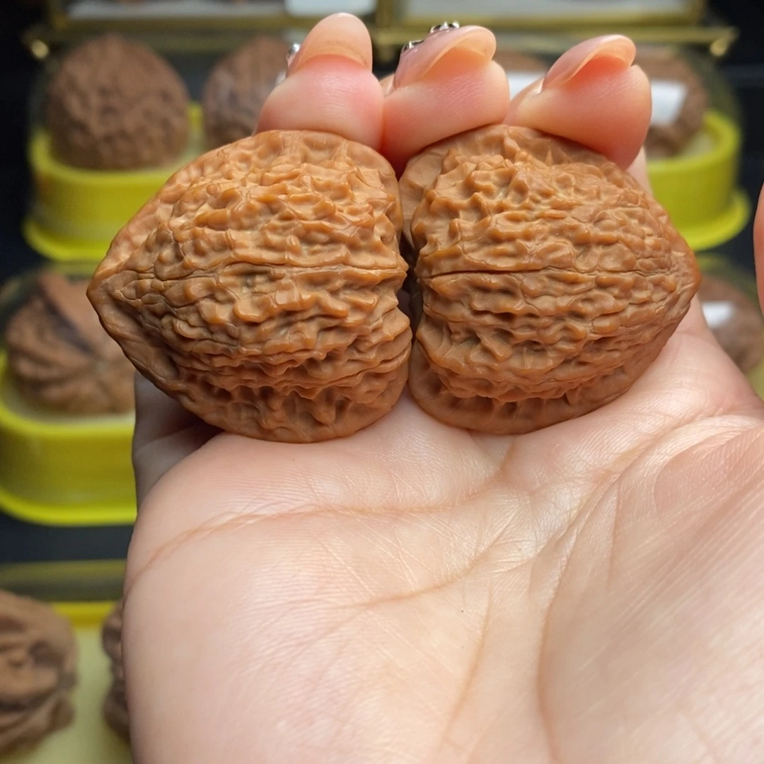 吊坠文玩核桃37蛇王一抹红