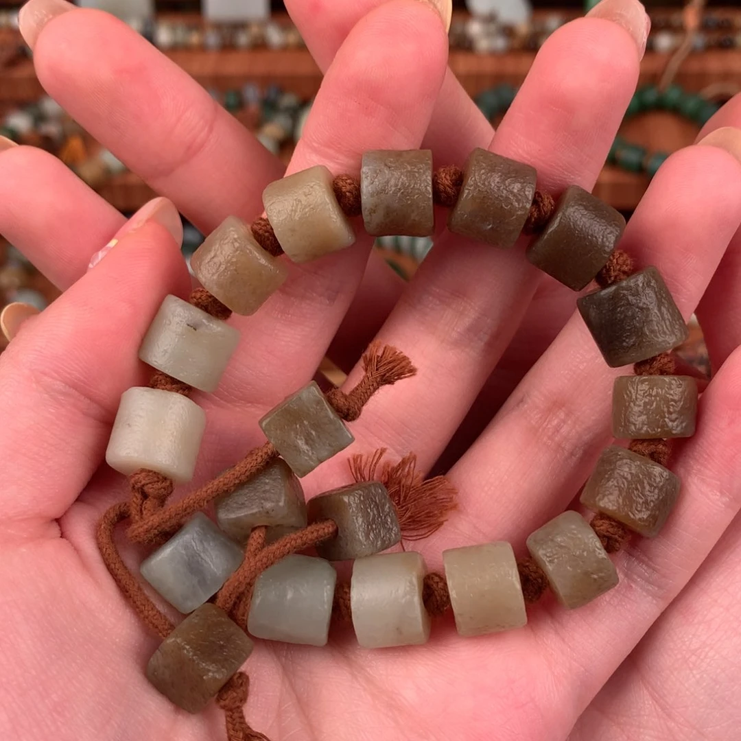 和田玉（糖玉）未镶嵌颈饰珊*