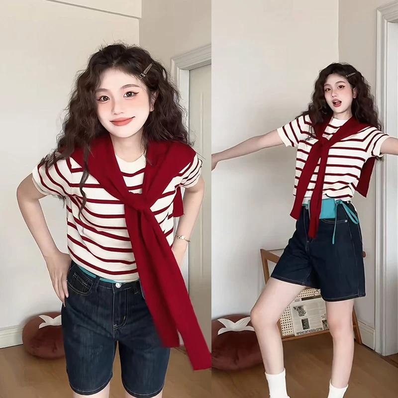 2025夏季穿搭一整套女韩版减龄披肩条纹上衣显瘦牛仔短裤两件套装