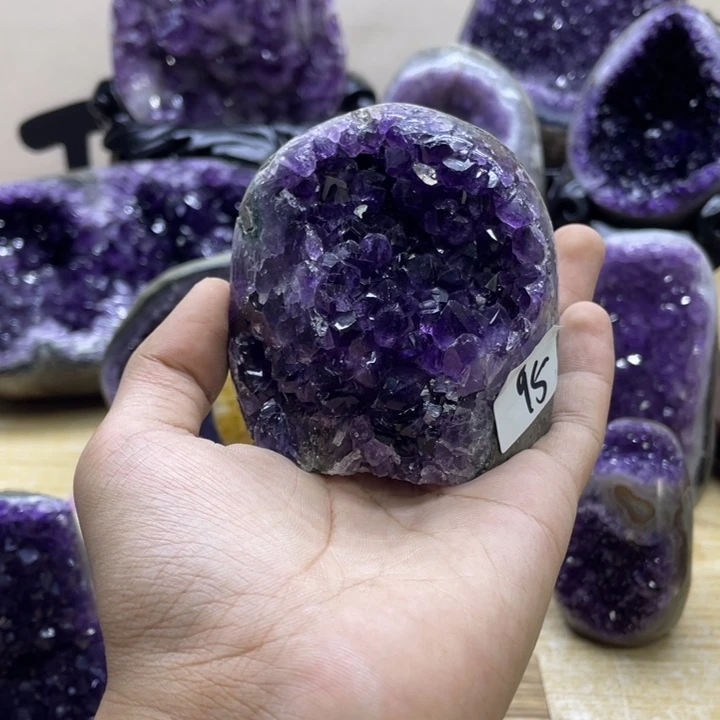 未镶嵌大型摆件（非配饰）紫晶