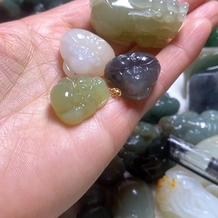 未镶嵌手链和田玉一**秋