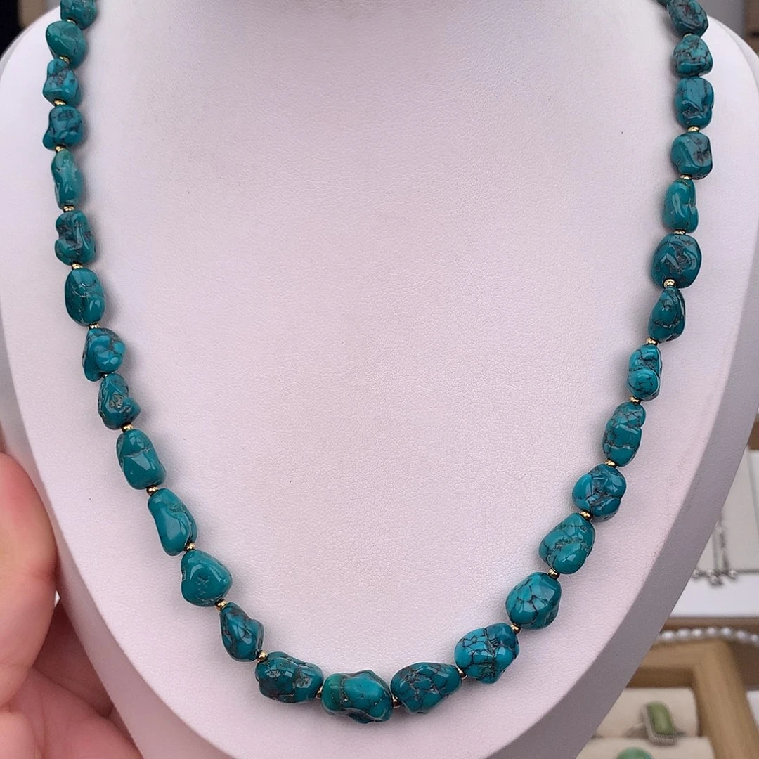 绿松石未镶嵌颈饰