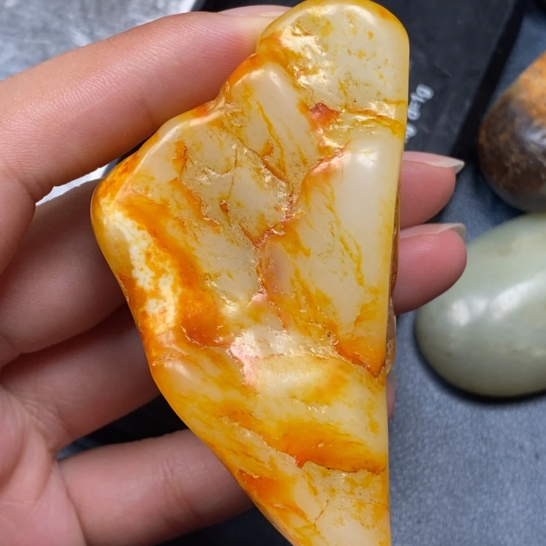 和田玉（糖玉）未镶嵌挂件