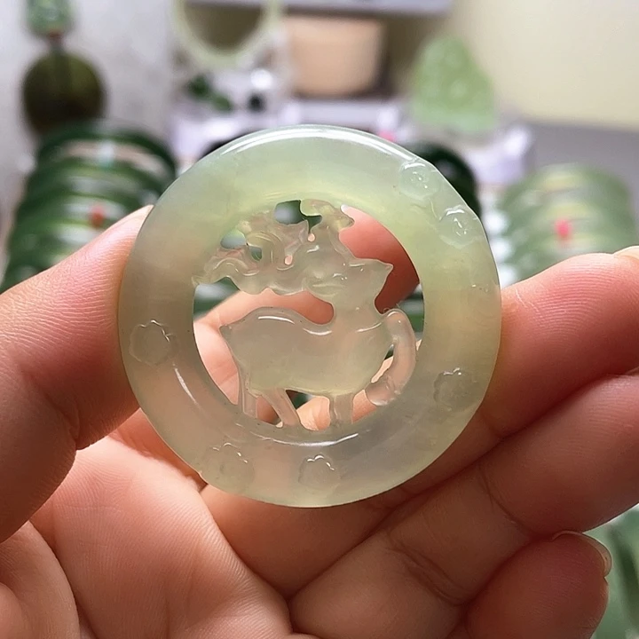 蛇纹石玉未镶嵌吊坠(不含链)
