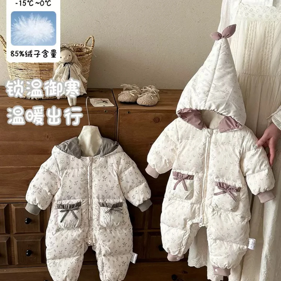 女童冬装羽绒哈衣婴儿连帽连帽哈衣白鸭绒女宝宝洋气爬服A类