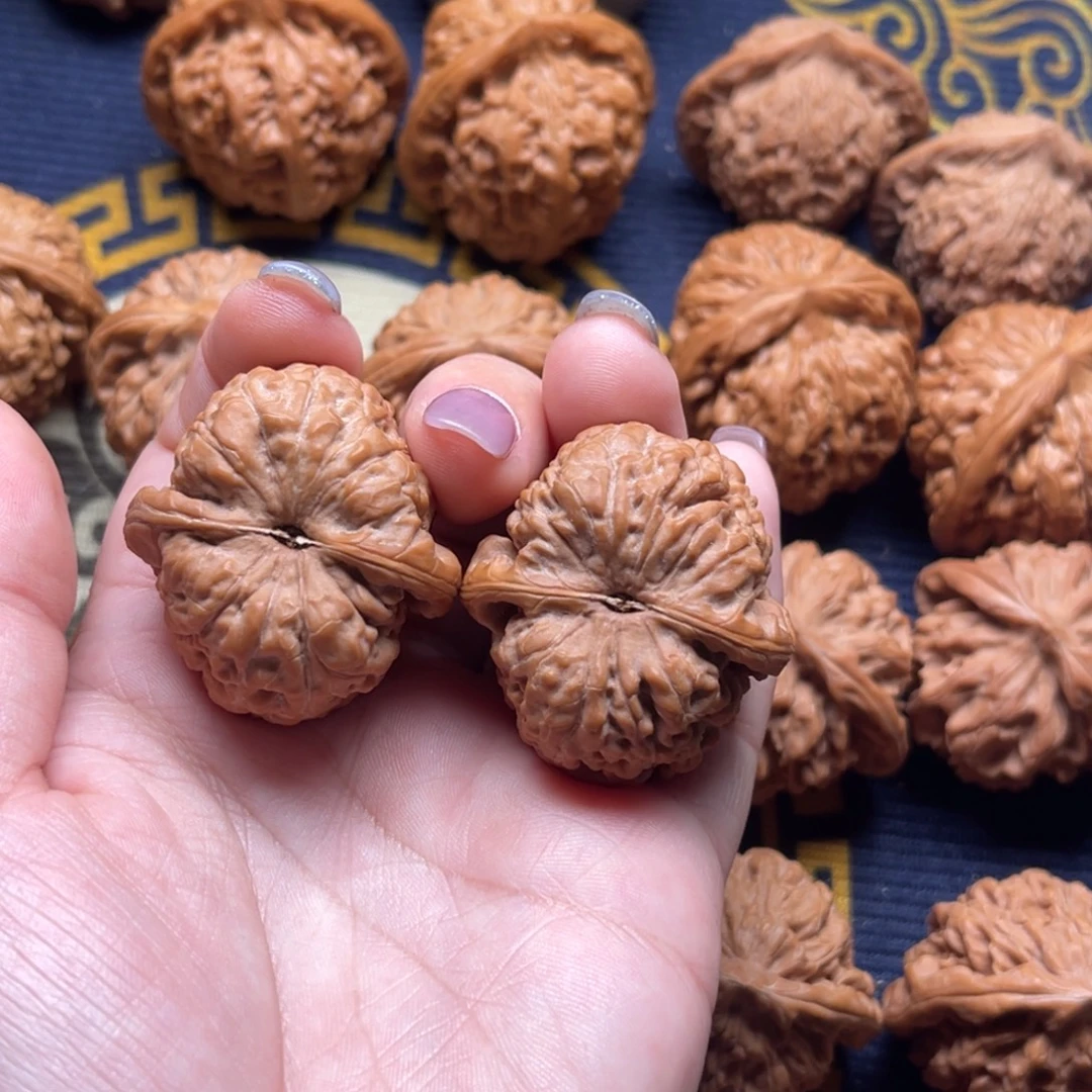 H****核桃高端小众金字塔35