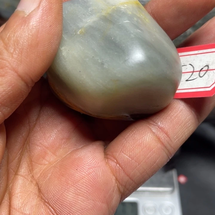 颈饰未镶嵌和田玉520