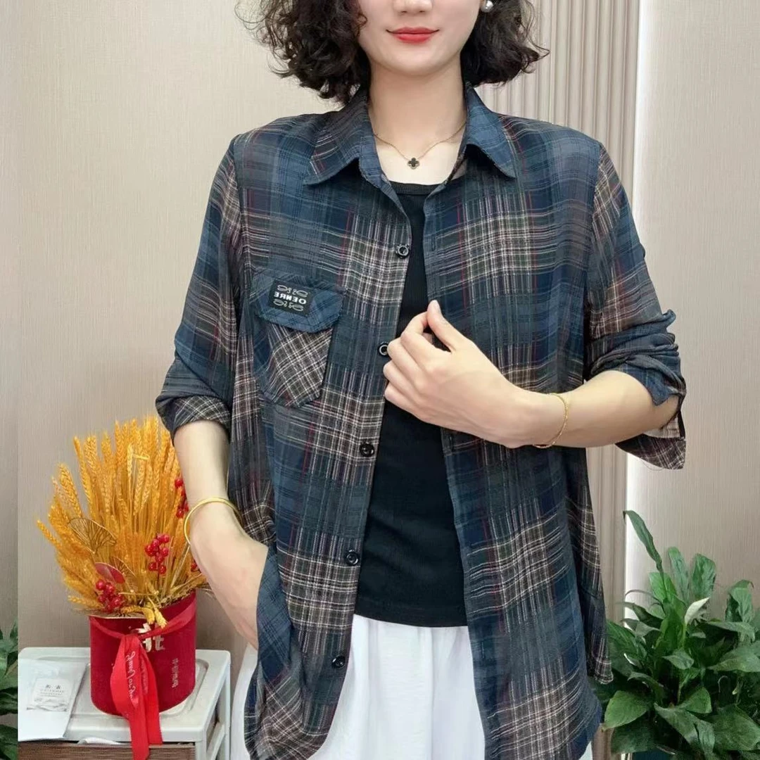 春季女士衬衫妈妈装显瘦时尚休闲上衣中老年宽松长袖衬衣洋气