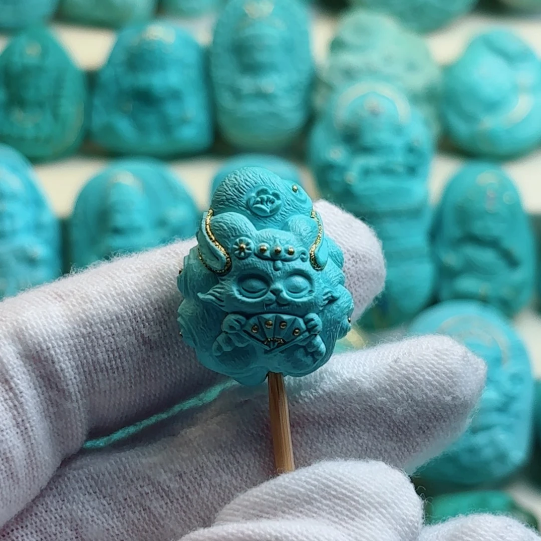 未镶嵌绿松石珠宝奇石