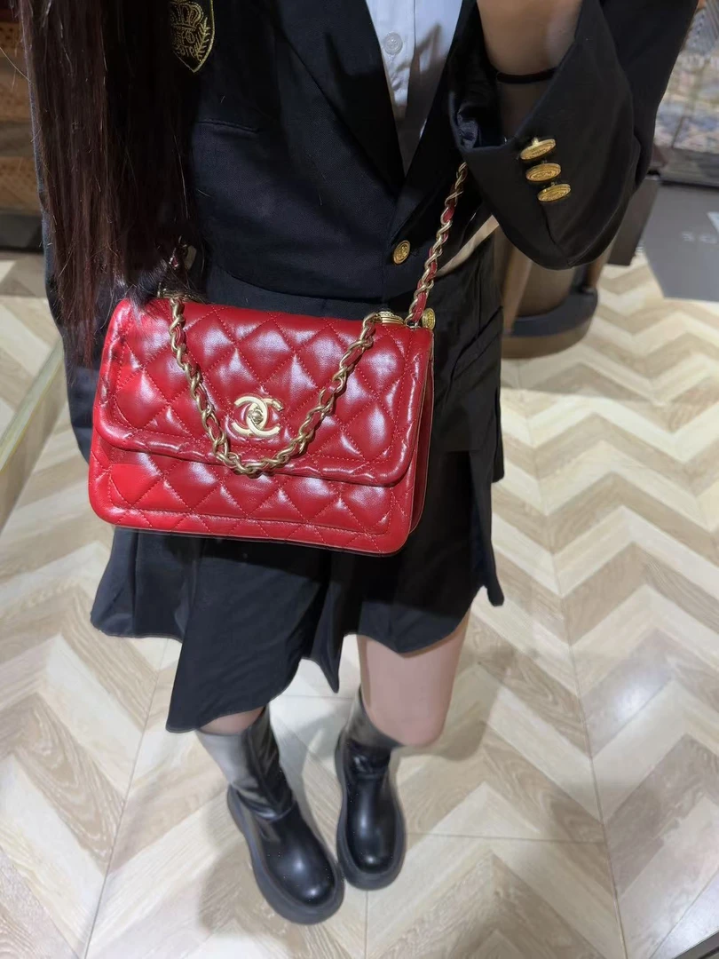95新 Chanel/香奈儿 红色金币豆腐包方胖子包 20cm 17099819