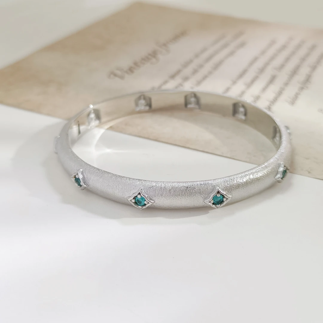 铜合金合成锆石手镯 WJH-008516【雪腕凝辉】手镯轻奢时尚精致小众