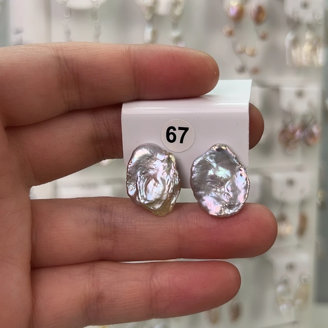 非金属巴洛克花瓣耳饰