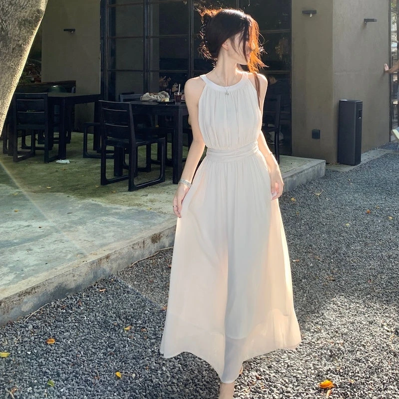 【店铺热销】法式挂脖吊带连衣裙子女夏季新款质感高级感法式绝美