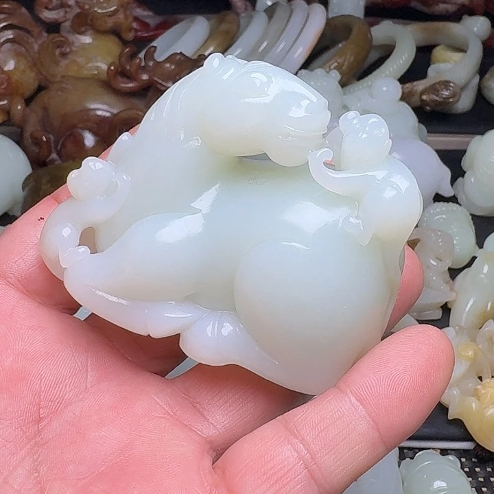 未镶嵌和田玉挂件