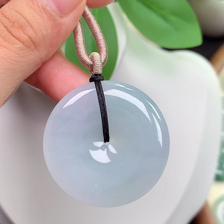 颈饰未镶嵌翡翠平安扣 34.9x5.4mm