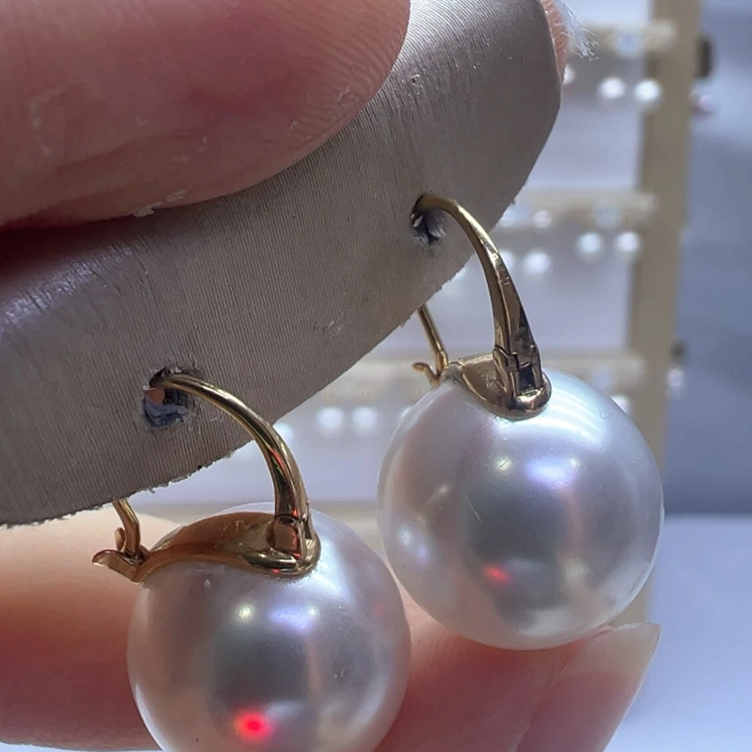 18K金镶嵌淡水珍珠耳饰