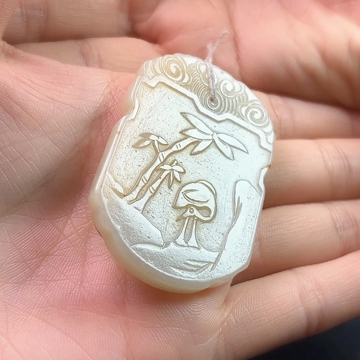 和田玉未镶嵌颈饰