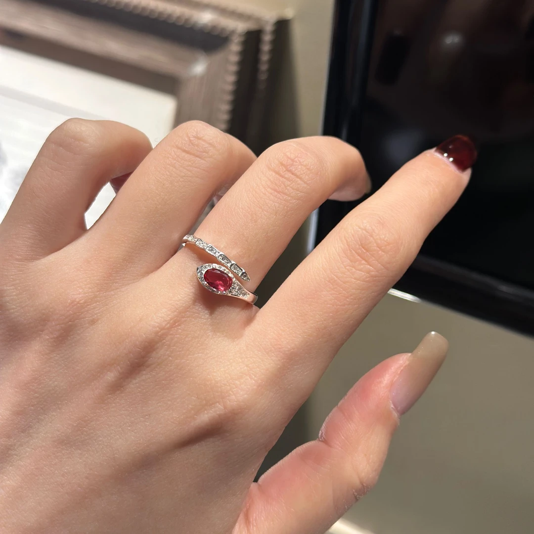 925银合成锆石戒指 设计款粉锆灵蛇戒指本命年蛇年高级ins风1067