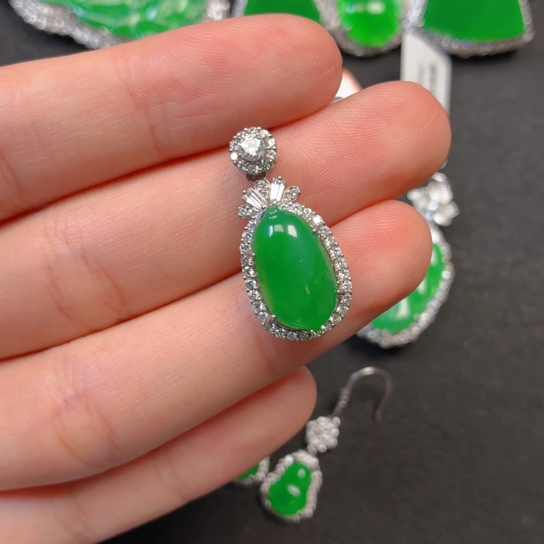 翡翠银S925镶嵌颈饰