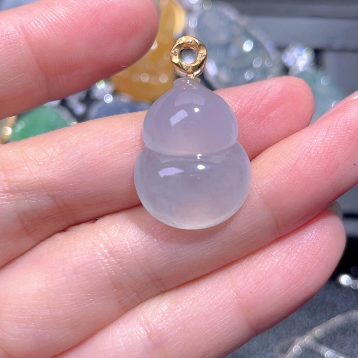 颈饰18K金镶嵌翡翠翡翠