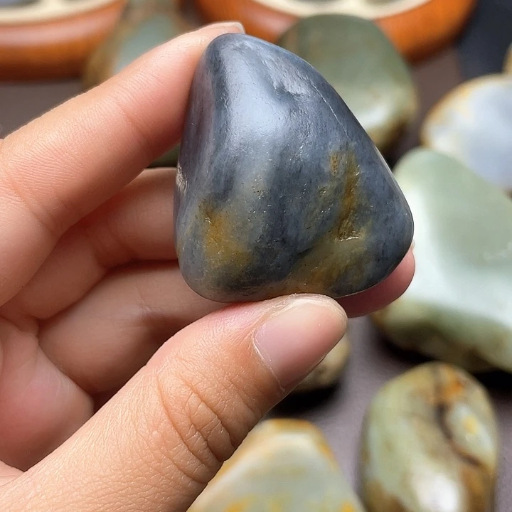 和田玉未镶嵌颈饰17