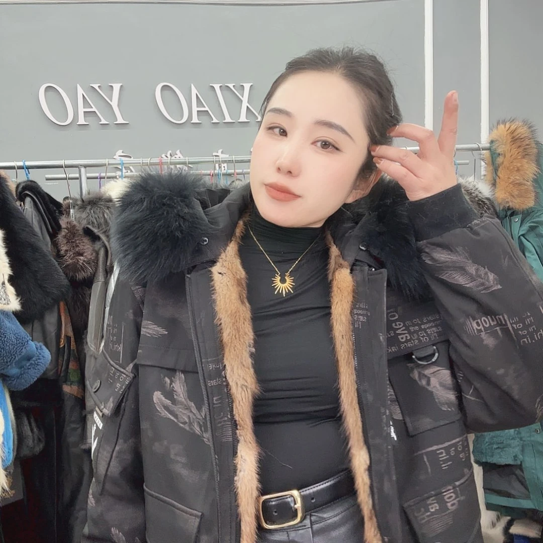 姚小妖家高端皮草