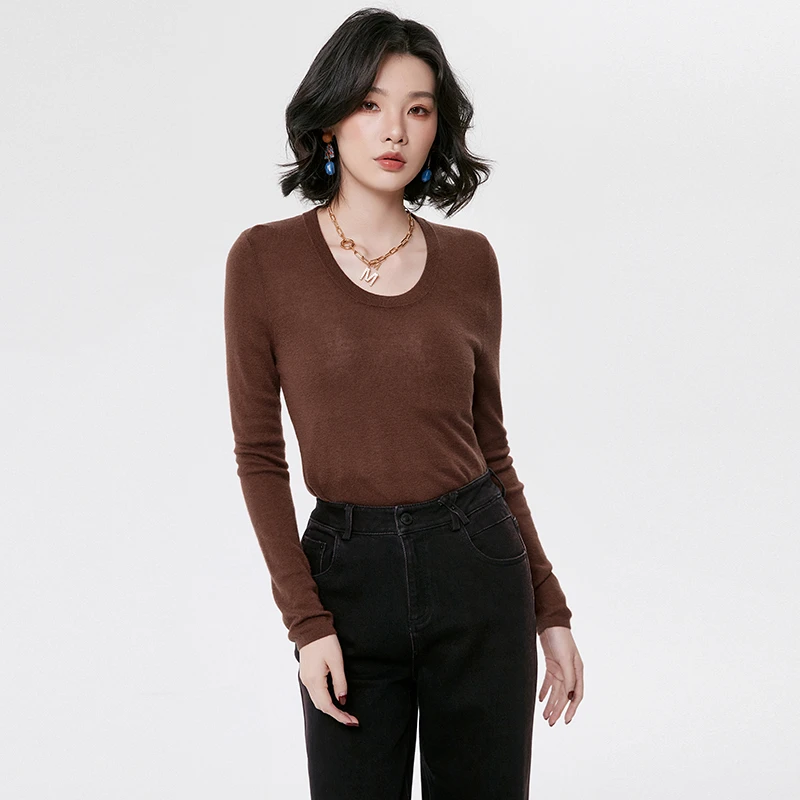 U领上衣高弹打底毛针织衫女2025春51MS0E0008
