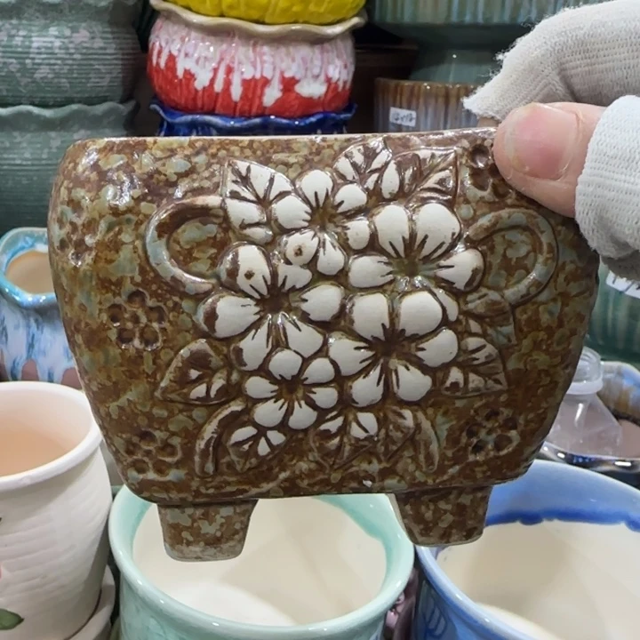 凑9块包邮，有孔，不清楚找客服