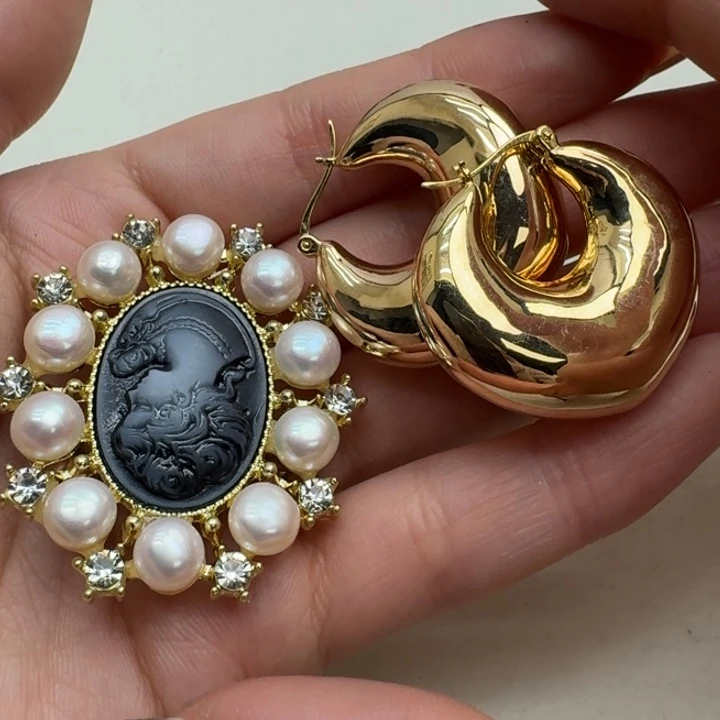 淡水珍珠耳饰未镶嵌