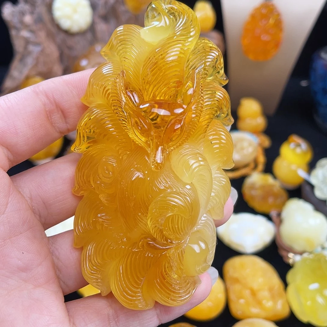 琥珀未镶嵌珠宝奇石